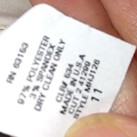 Rampage women's yellow floral Capri pants Sz 11 NWoT - Picture 9 of 17